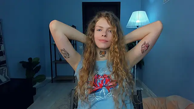 RayaNenlia's cam snapshot