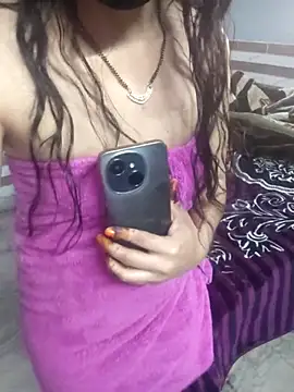 Saishaa's cam snapshot