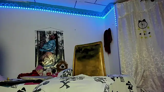 Amberbrown18 live sex cam