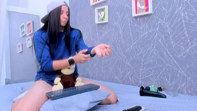 ViictoriiaSaenz's cam snapshot