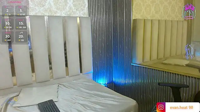 Laulin_tay's cam snapshot