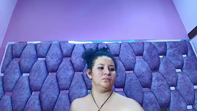 AlaSmith's cam snapshot