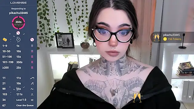 Dixi_Pixi_'s cam snapshot