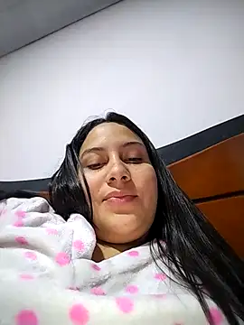 esmeralda_jadees's cam snapshot