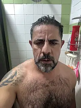 wolfbucker live sex cam