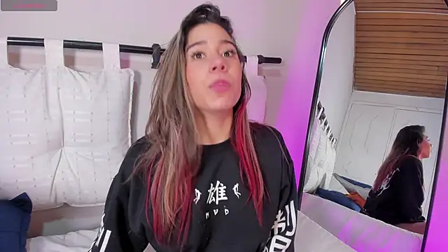 Rachell_criss's cam snapshot