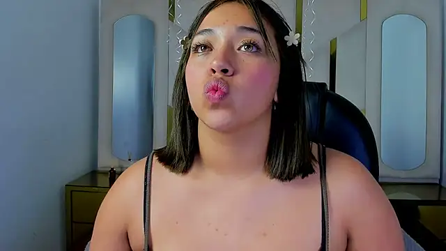 IsabellRodriguez18's cam snapshot