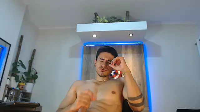 Andrew_4_ live sex cam