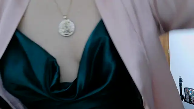 luxandracon23 live sex cam