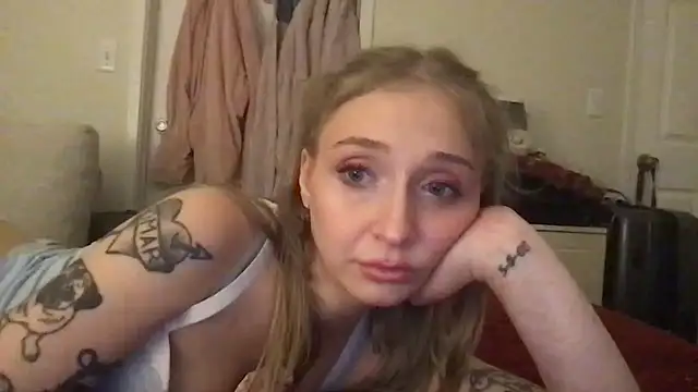 rose_puzzy69's cam snapshot