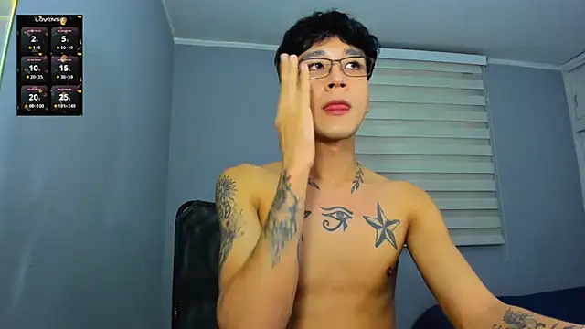 tom_Howard live sex cam