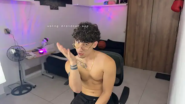 Kisan_Smith live sex cam