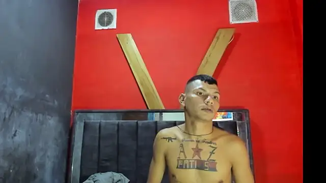 catalina_hard_love live sex cam