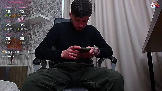 JonahShaw live sex cam