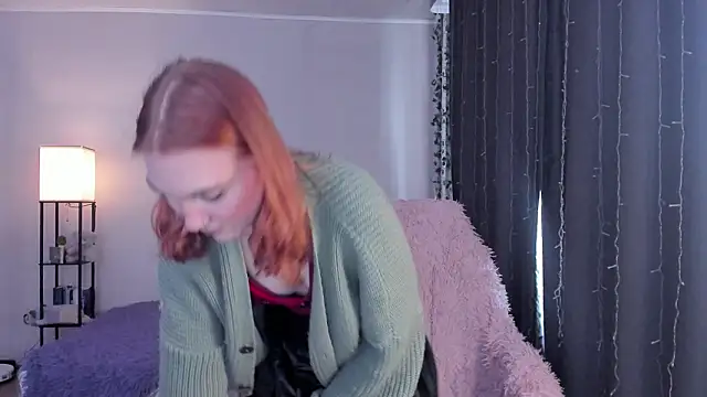 ReddHotPipper's cam snapshot