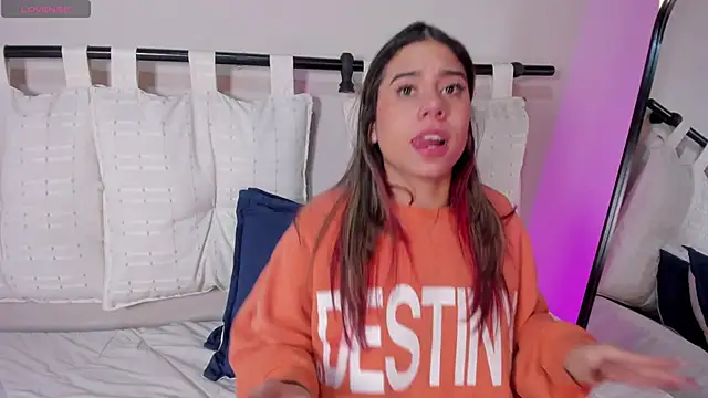 Rachell_criss's cam snapshot