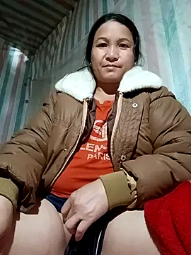 Love-Mama33 live sex cam