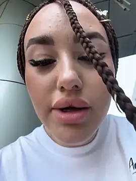 KiraSunshine's cam snapshot