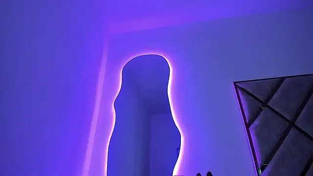 litle_slut's cam snapshot