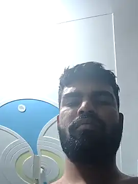 SilentIncoming's cam snapshot