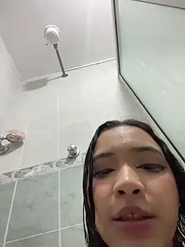 MadelineBenet's cam snapshot