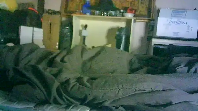 ON3YOULLN3VER_FIR3's cam snapshot