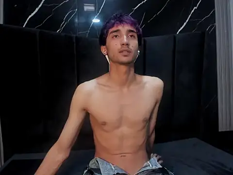 KrisX_hl's cam snapshot