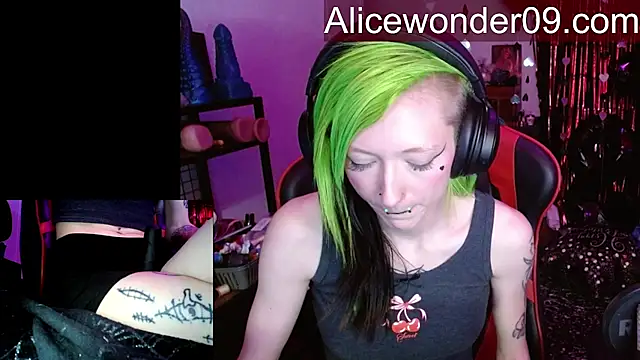 alicewonder09's cam snapshot