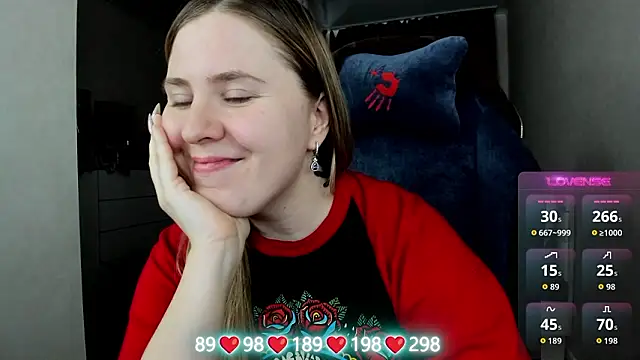 Olivia_Munk's cam snapshot