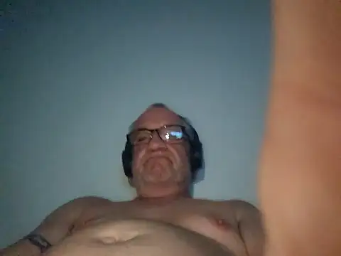 justjerkinaround666 live sex cam