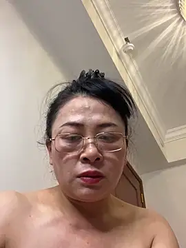 girlonee's cam snapshot