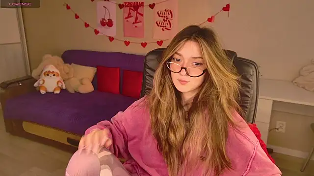 BellaSink's cam snapshot