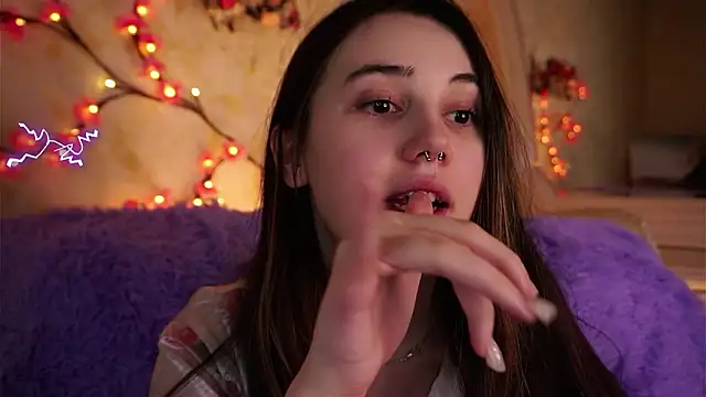 GillianDowdey live sex cam