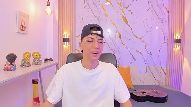 Nikolay_Gregori live sex cam