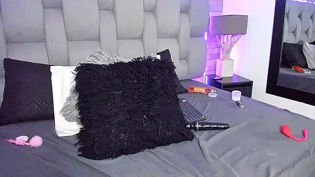 EmmaBecket2's cam snapshot