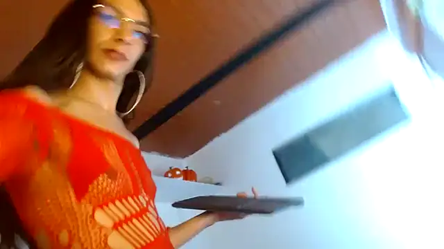 Foxkatty69 live sex cam