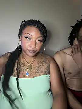 Egyptian_reign's cam snapshot