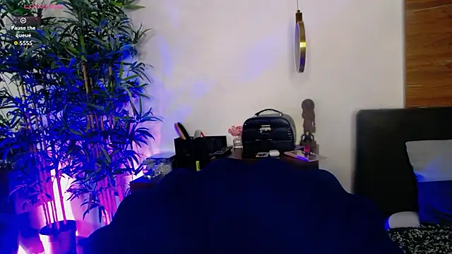 CreamyInkky_ live sex cam