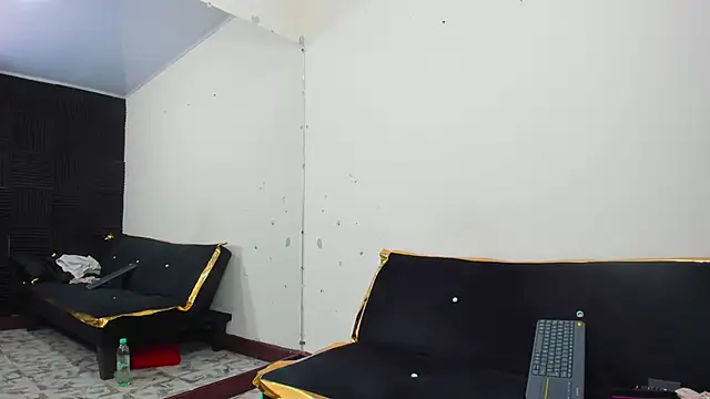 Lynn_Jones's cam snapshot