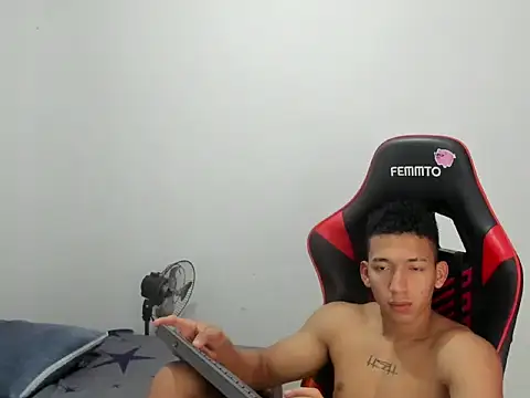 JuanchiT66's cam snapshot