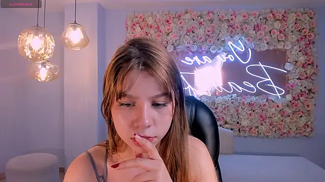 TiffannySins's cam snapshot