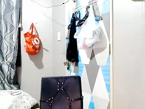 Savannah_Cock live sex cam