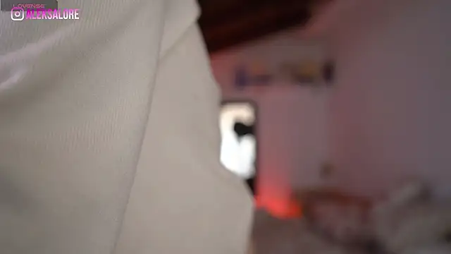 LexieLoree live sex cam