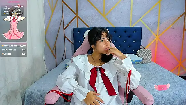 _vaiolet_owo's cam snapshot