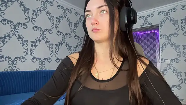 TwotyBright live sex cam