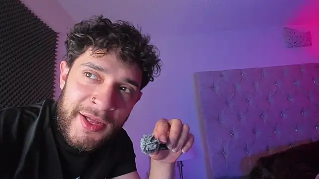 AbbyAndChris2 live sex cam