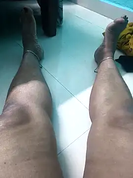 Villageanuty's cam snapshot