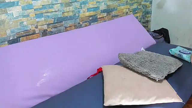 dirtyblowjobs's cam snapshot