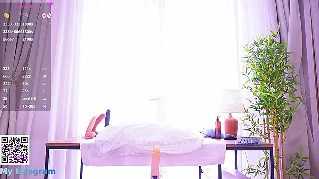 LynBardon live sex cam