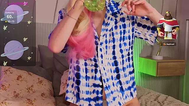 Kitty_smalltits's cam snapshot